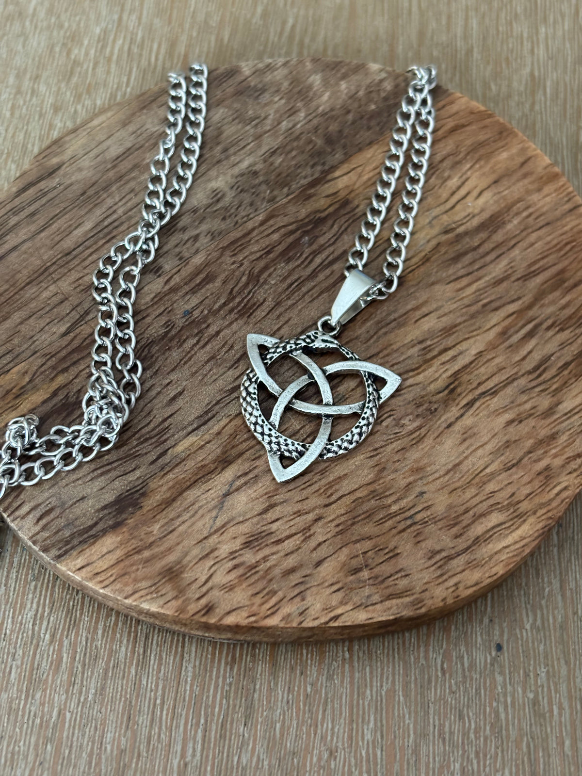 Triquetra Snake Chain