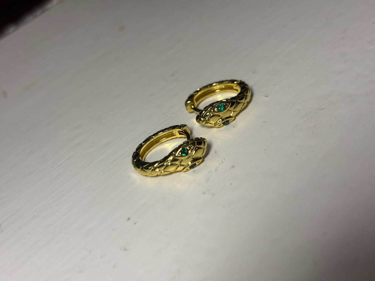 Green Eyed Snake Hoop