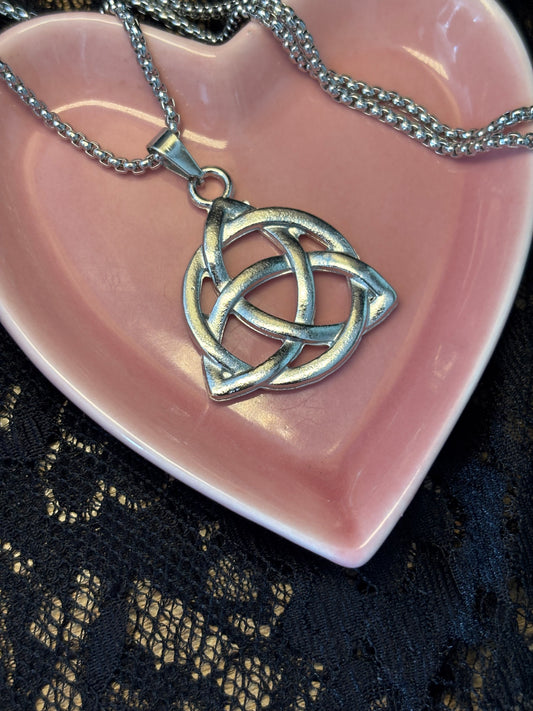 Unisex Triquetra Chain