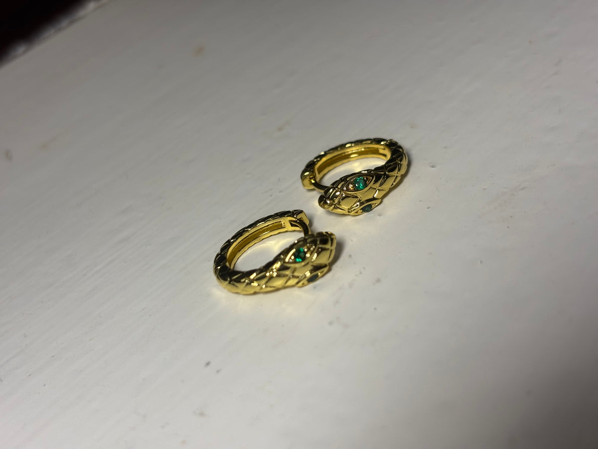 Green Eyed Snake Hoop
